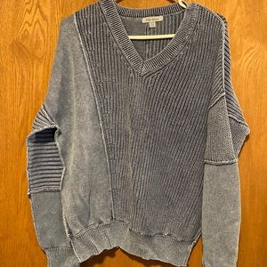 PBJ Blues boutique v neck sweater